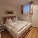 Feine Bleibe Apartament